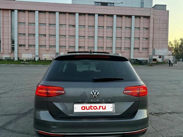 2016 Volkswagen Passat B8, серый, 1530000 рублей - вид 12