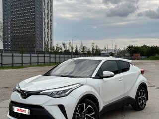 2021 Toyota C-HR I Рестайлинг, белый, 2550000 рублей, вид 1