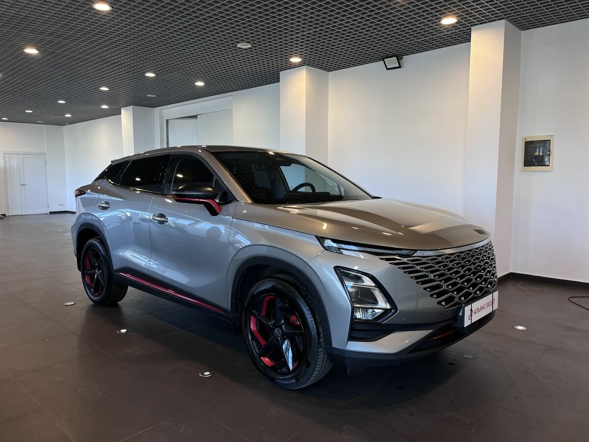 Открыть фотографии: Omoda C5 I