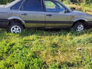 1992 Volkswagen Passat B3, серый, 65000 рублей, вид 1