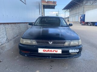 1993 Toyota Vista III (V30), зелёный, 100000 рублей, вид 1