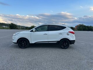 2012 Hyundai Tucson II, белый, 970000 рублей, вид 5