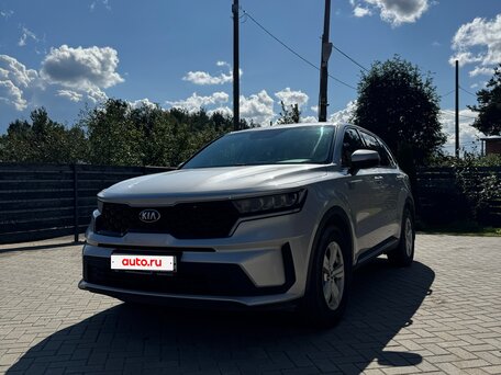 2020 Kia Sorento IV, серебристый, 2400000 рублей, вид 2