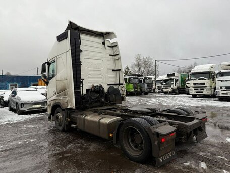 2024 Volvo FH, белый, 13300000 рублей, вид 4