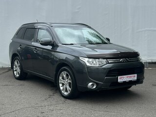 2013 Mitsubishi Outlander III, серый, 1070000 рублей, вид 3