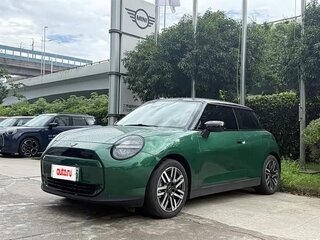2025 Mini Hatch E IV (F65/F66/J01), зелёный, 3500000 рублей, вид 1