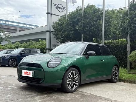 Mini Hatch IV (F65/F66/J01)