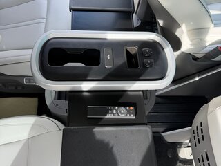 2022 Hyundai Staria I, чёрный, 6900000 рублей, вид 4