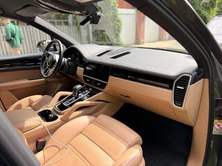 2018 Porsche Cayenne III, серый, 5890000 рублей, вид 4