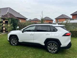 2022 Toyota RAV4 V (XA50), белый, 3200000 рублей, вид 5