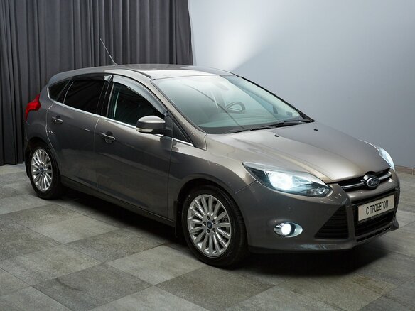 2011 Ford Focus III, коричневый, 937000 рублей - вид 2