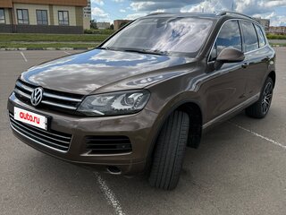 2014 Volkswagen Touareg II, коричневый, 2050000 рублей, вид 1