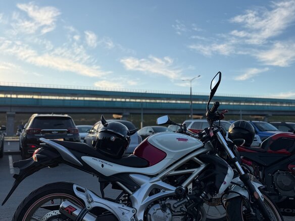 2009 Suzuki SFV 650 Gladius, красный, 350000 рублей - вид 7