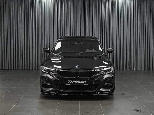 2020 BMW 3 серии 320i xDrive VII (G2x), чёрный, 3749000 рублей - вид 2