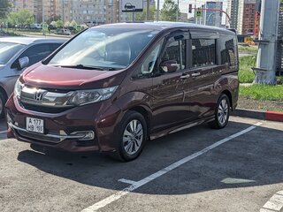 2015 Honda Stepwgn Spada V, красный, 1950000 рублей, вид 1