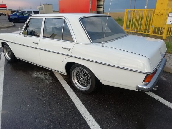 1973 Mercedes-Benz W114 280, белый, 1550000 рублей - вид 11