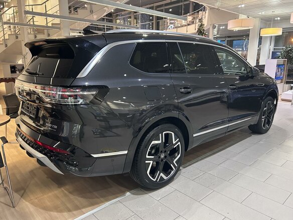 2025 Volkswagen Talagon I Рестайлинг, чёрный, 6978000 рублей - вид 18