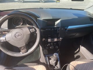 2008 Opel Astra GTC H Рестайлинг, чёрный, 390000 рублей, вид 5