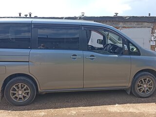 2010 Nissan Serena III (C25), серый, 1000000 рублей, вид 3