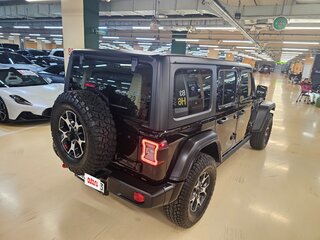 2022 Jeep Wrangler IV (JL), чёрный, 5360999 рублей, вид 2