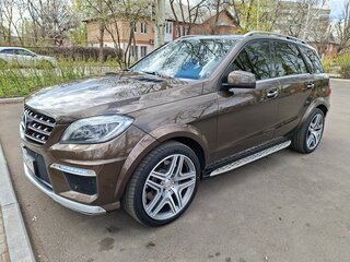 2015 Mercedes-Benz M-Класс 300 III (W166), коричневый, 3800000 рублей, вид 1