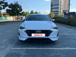 2021 Hyundai Sonata VIII (DN8), белый, 1450000 рублей, вид 2