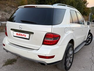 2011 Mercedes-Benz M-Класс 350 II (W164) Рестайлинг, белый, 1750000 рублей, вид 5