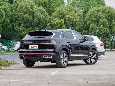 2026 Volkswagen Teramont X I Рестайлинг (China Market), чёрный, 5290000 рублей, вид 4