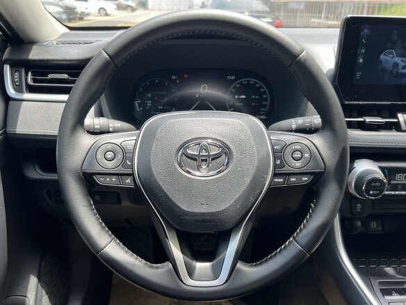 2021 Toyota Wildlander I, чёрный, 3235000 рублей - вид 13