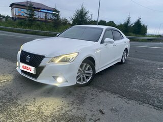 2013 Toyota Crown XIV (S210), белый, 2400000 рублей, вид 1