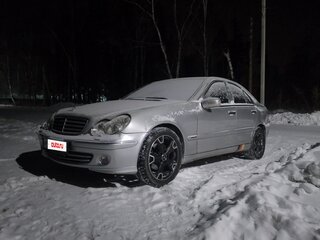 2004 Mercedes-Benz C-Класс 200 II (W203), серебристый, 720000 рублей, вид 1