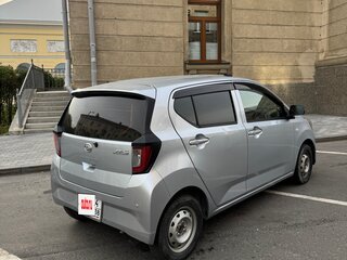 2019 Daihatsu Mira e:S II, серебристый, 650000 рублей, вид 4