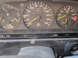 1984 Mercedes-Benz S-Класс 300 II (W126), серый, 170000 рублей, вид 4