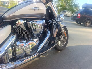 Suzuki Intruder C1800R (VLR 1800)