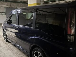 2018 Honda Stepwgn Spada V Рестайлинг, синий, 1750000 рублей, вид 4