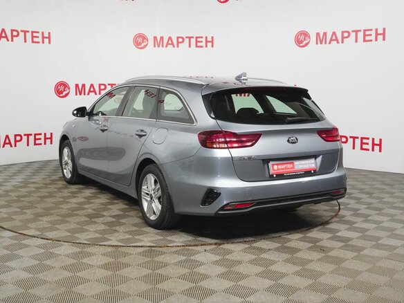2018 Kia Ceed III, серебристый, 1582000 рублей - вид 7