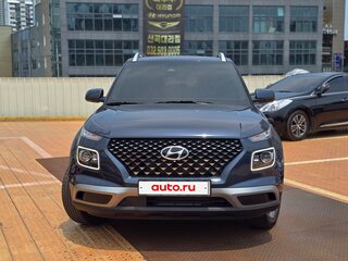 2025 Hyundai Venue I, серый, 1420000 рублей, вид 2