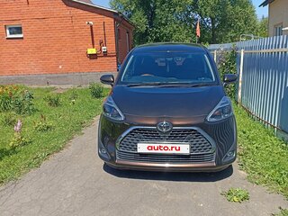 2020 Toyota Sienta II Рестайлинг, коричневый, 1770000 рублей, вид 2