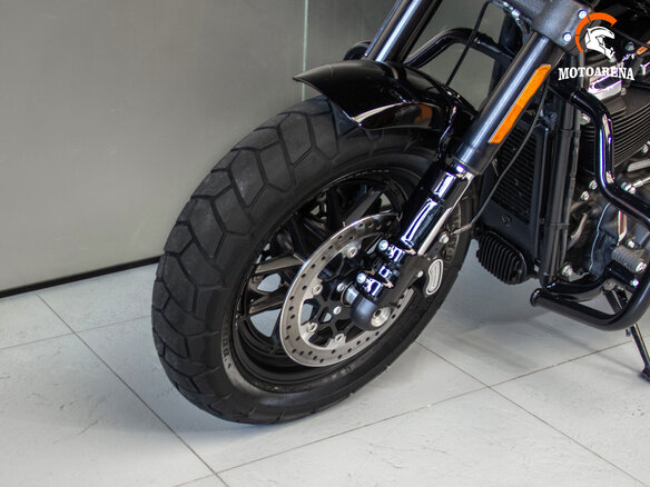 2017 Harley-Davidson Fat Bob, чёрный, 1438627 рублей - вид 16