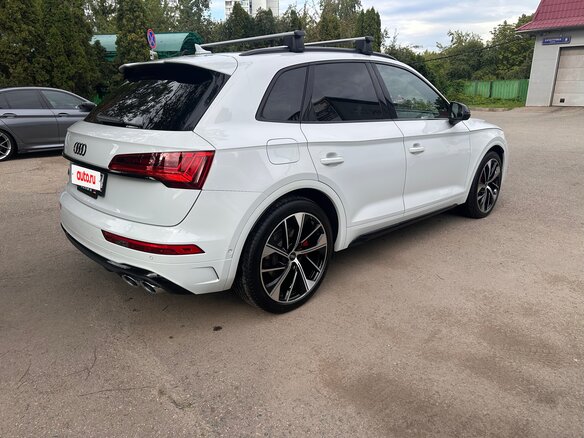 2020 Audi SQ5 II (FY) Рестайлинг, белый, 5600000 рублей - вид 4