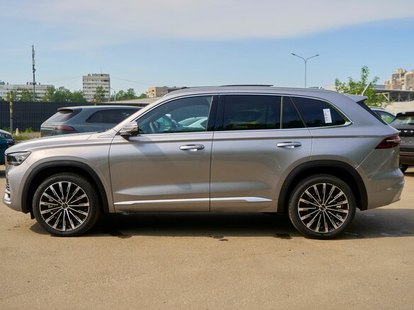 2026 Geely Monjaro I Рестайлинг, серебристый, 4855990 рублей - вид 5