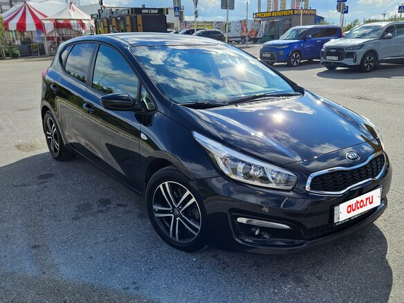 2018 Kia Ceed II Рестайлинг, чёрный, 1750000 рублей