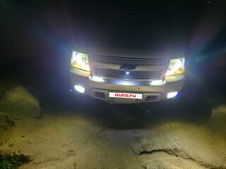 2011 Chevrolet Tahoe 6AT III, золотистый, 2600000 рублей, вид 3
