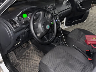 2012 Skoda Fabia II Рестайлинг, белый, 635000 рублей, вид 5