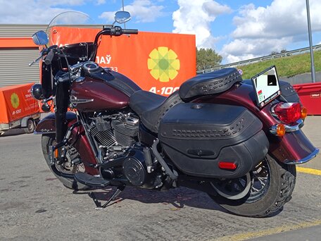 2018 Harley-Davidson Heritage Classic, красный, 1000000 рублей, вид 3