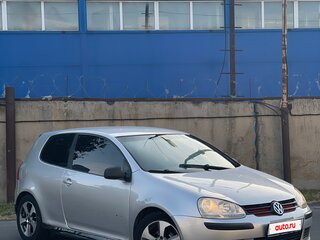 2004 Volkswagen Golf V, серебристый, 410000 рублей, вид 4