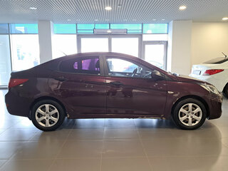 2011 Hyundai Solaris I, фиолетовый, 375000 рублей, вид 4