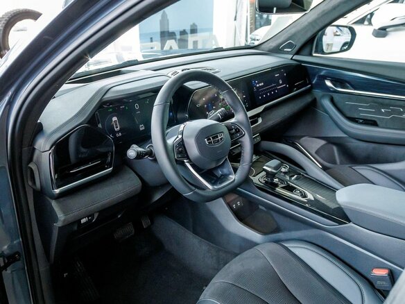2025 Geely Monjaro I, синий, 5001669 рублей - вид 15