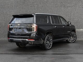 2025 Chevrolet Suburban XII Рестайлинг, чёрный, 18600000 рублей, вид 4