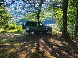 2021 Land Rover Defender 90 II, зелёный, 4500000 рублей, вид 5